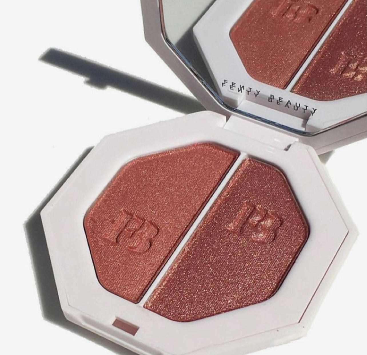 KILAWATT FREESTYLE HIGHLIGHTER - Fenty Beauty